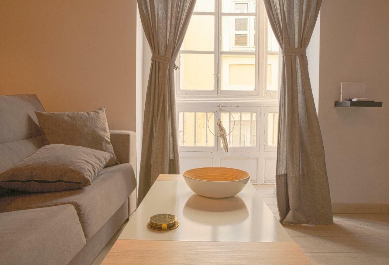 Cdz - Poniente, Intimo Apartamento En El Corazon De Cadiz Luaran gambar
