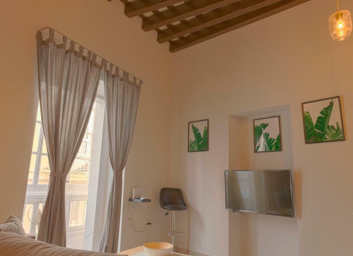 Cdz - Poniente, Intimo Apartamento En El Corazon De Cadiz Luaran gambar